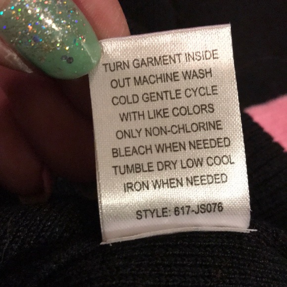 NWT Statement Sleeve Sweater - Picture 7 of 8